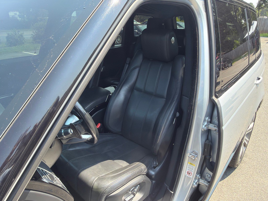 2014 Land Rover Range Rover Image 9