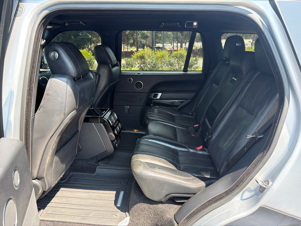 2014 Land Rover Range Rover Image 11