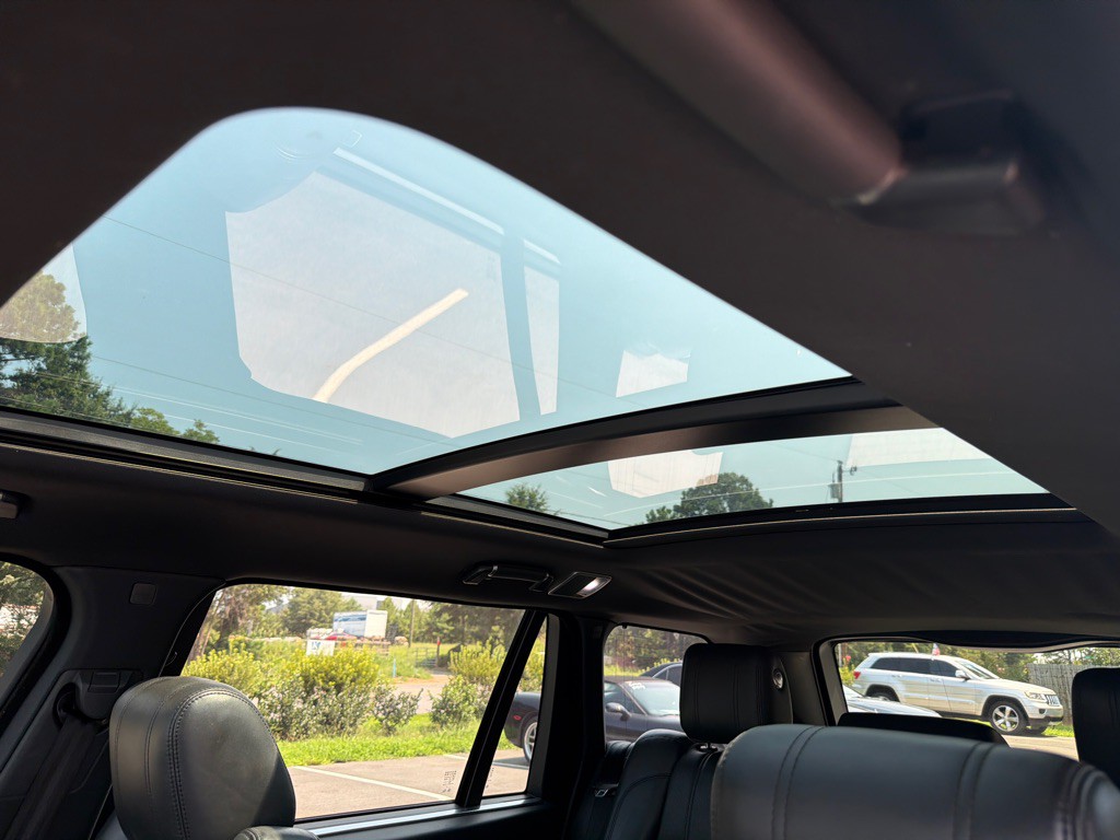 2014 Land Rover Range Rover Image 26