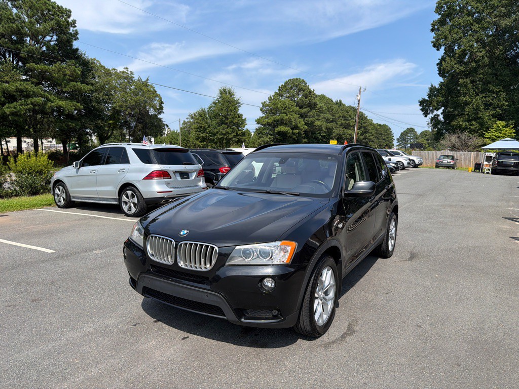 2011 BMW X3 Image 2