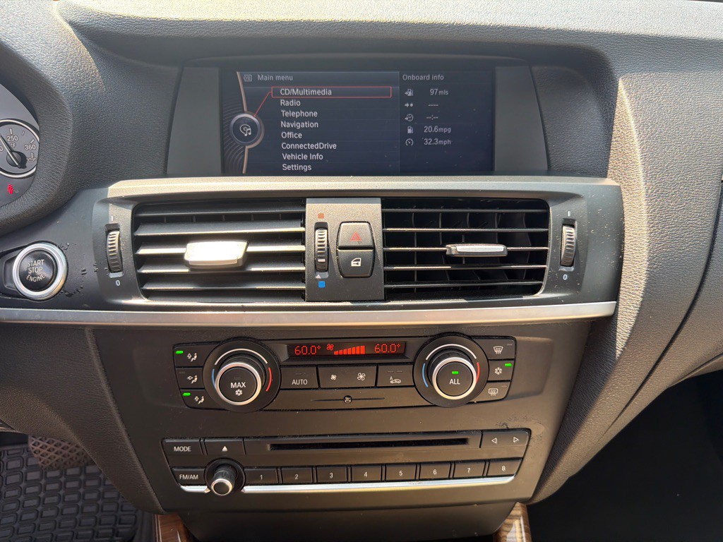 2011 BMW X3 Image 19