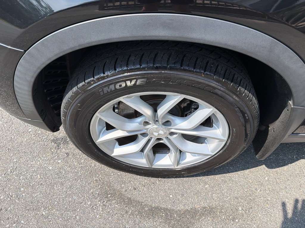 2011 BMW X3 Image 28
