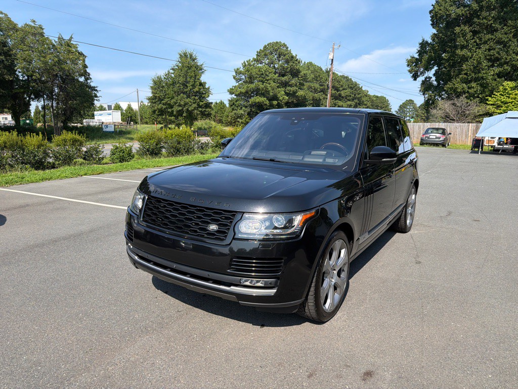 2017 Land Rover Range Rover Image 2
