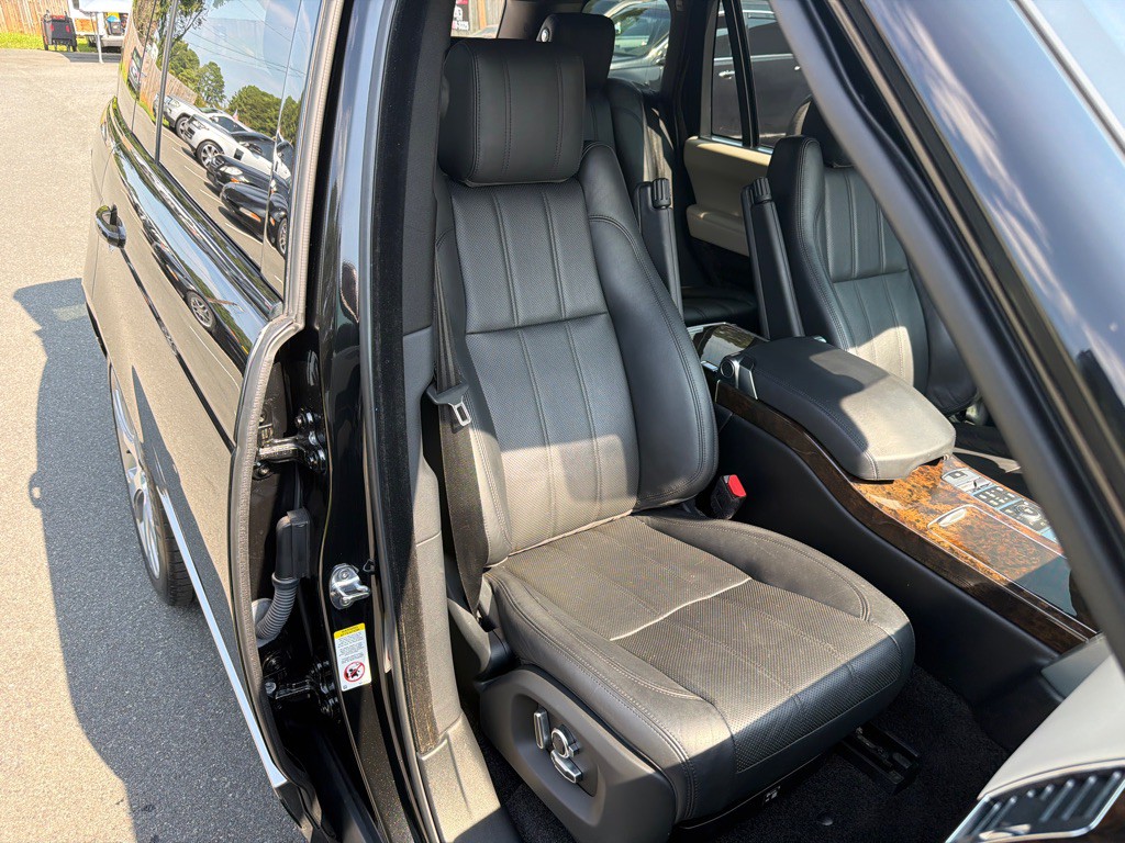 2017 Land Rover Range Rover Image 15