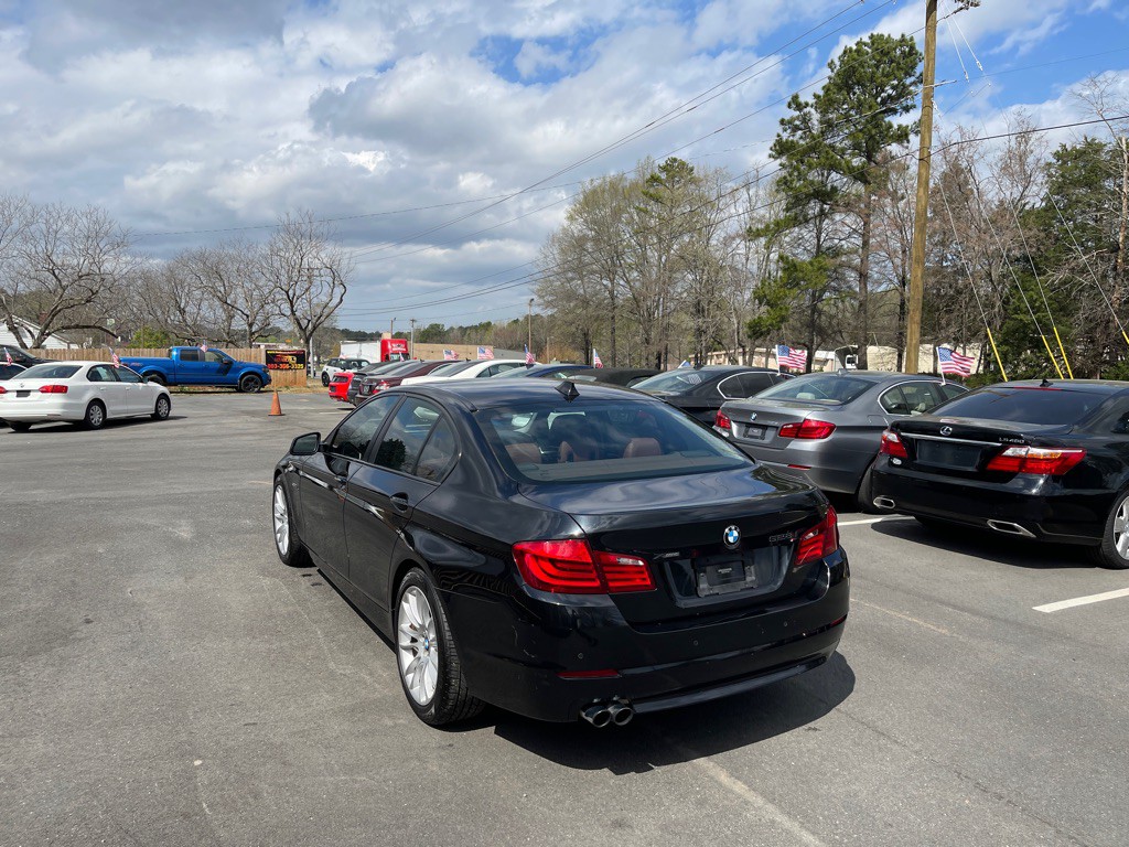 2013 BMW 5 Series Image 4