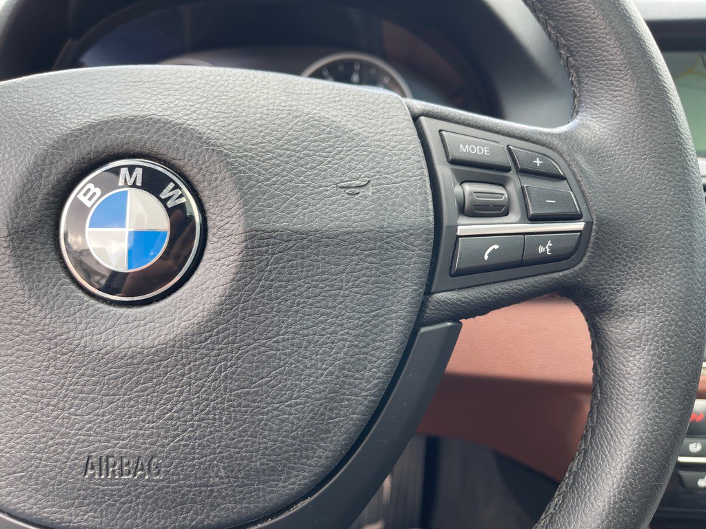 2013 BMW 5 Series Image 24