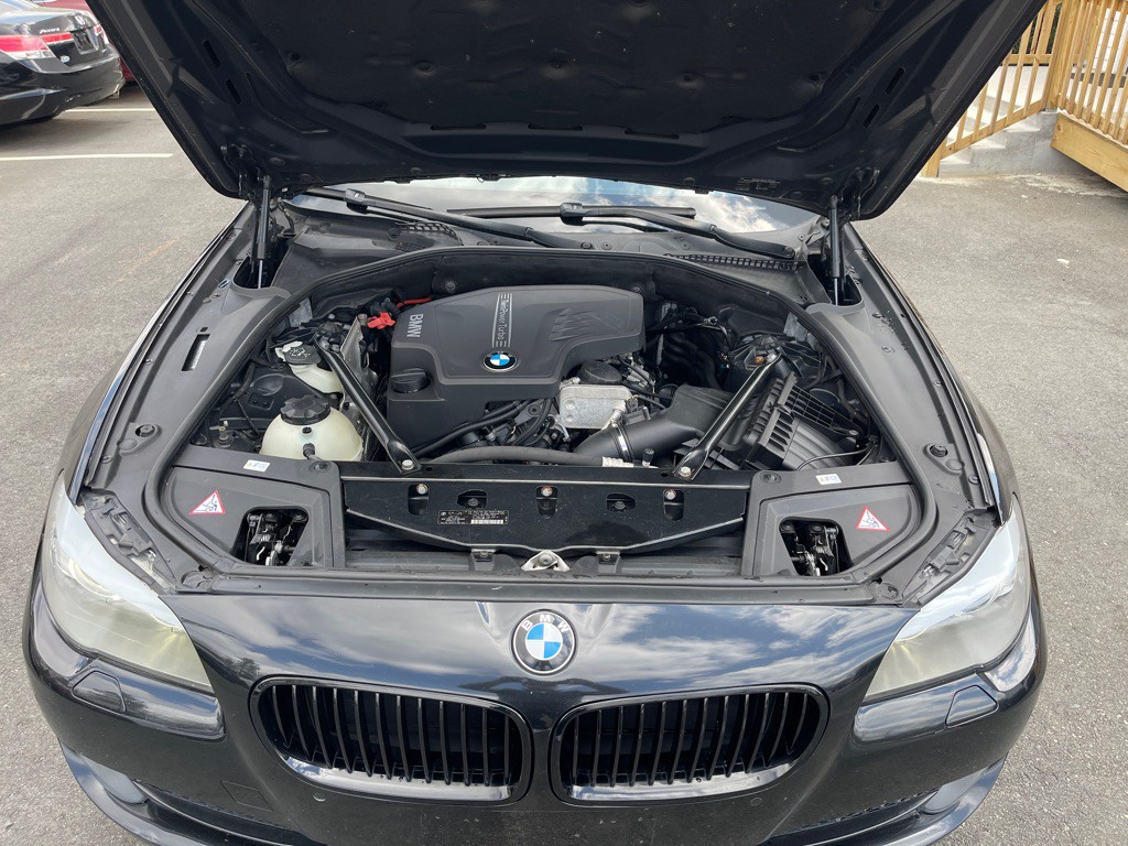 2013 BMW 5 Series Image 26