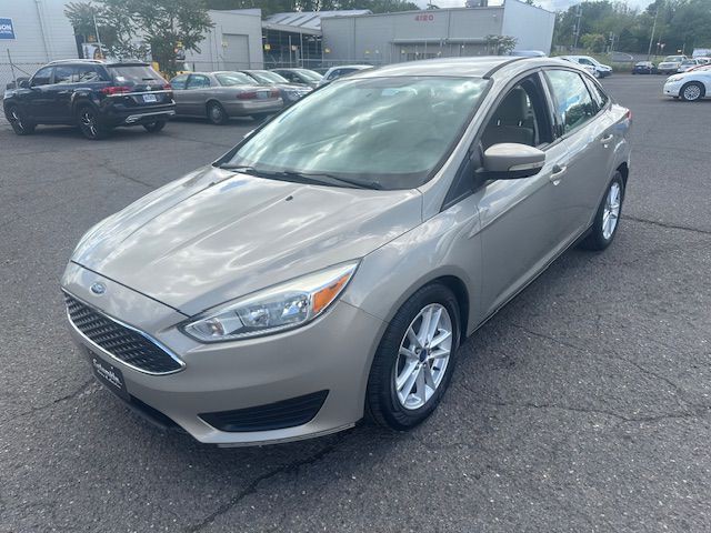 2015 Ford Focus Image 1