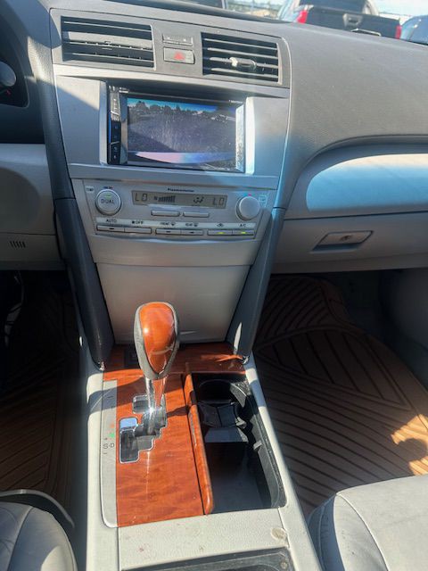 2011 Toyota Camry Image 18