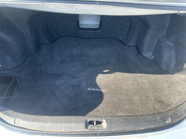 2011 Toyota Camry Image 19