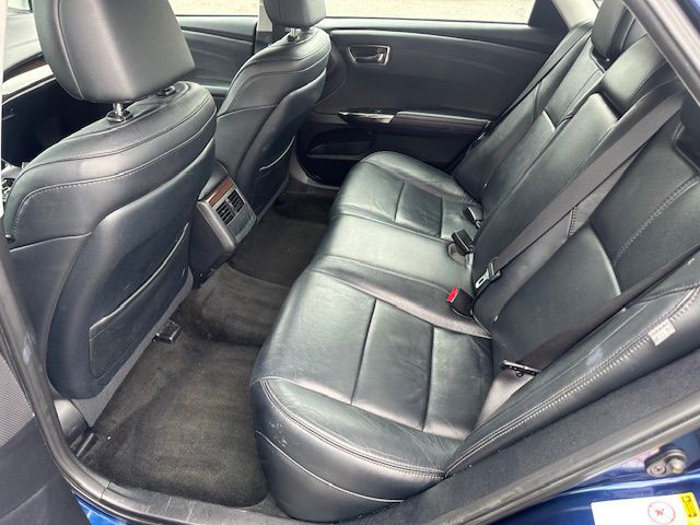 2013 Toyota Avalon Image 10