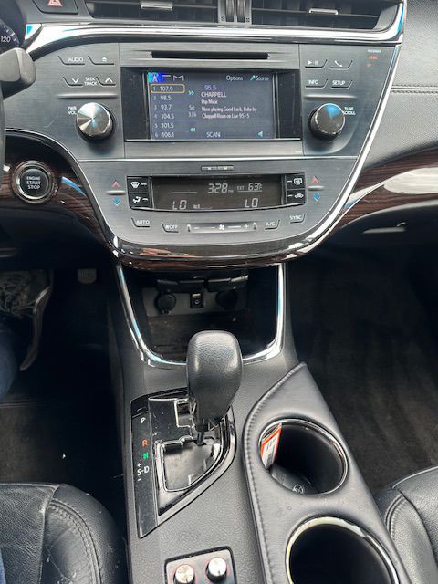 2013 Toyota Avalon Image 16