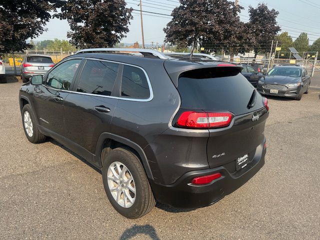 2017 Jeep Cherokee Image 3