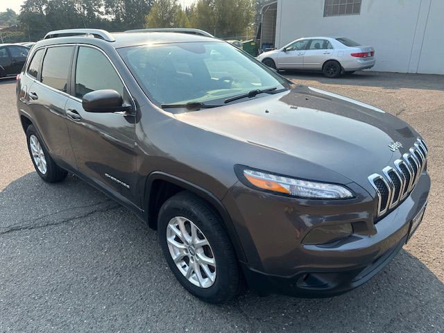 2017 Jeep Cherokee Image 7