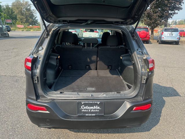 2017 Jeep Cherokee Image 13