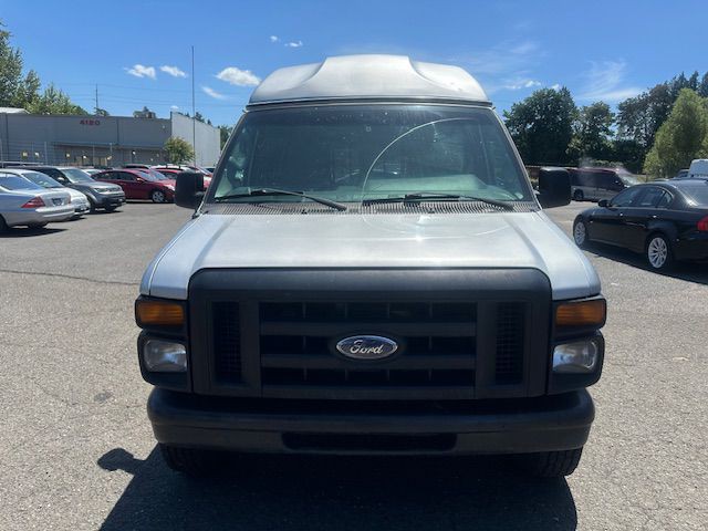 2012 Ford Econoline Image 8