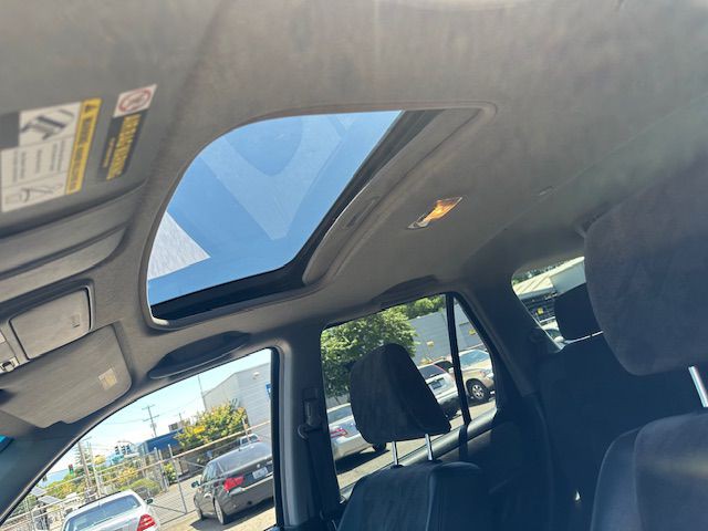 2004 Honda CR-V Image 20