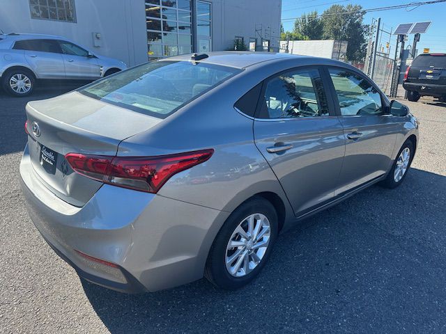2022 Hyundai Accent Image 6
