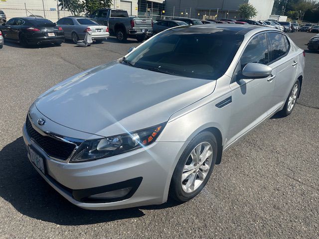 2013 Kia Optima Image 1