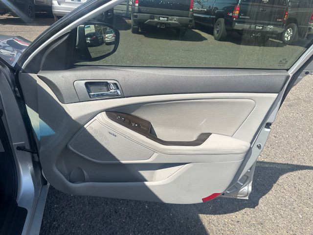 2013 Kia Optima Image 13