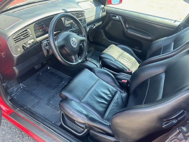 2002 Volkswagen Cabrio Image 10
