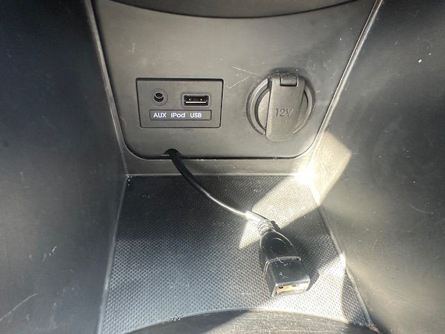 2012 Hyundai Accent Image 21