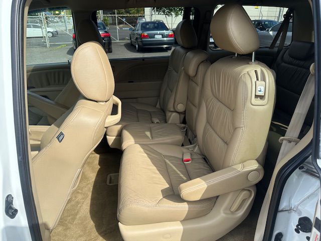 2008 Honda Odyssey Image 11