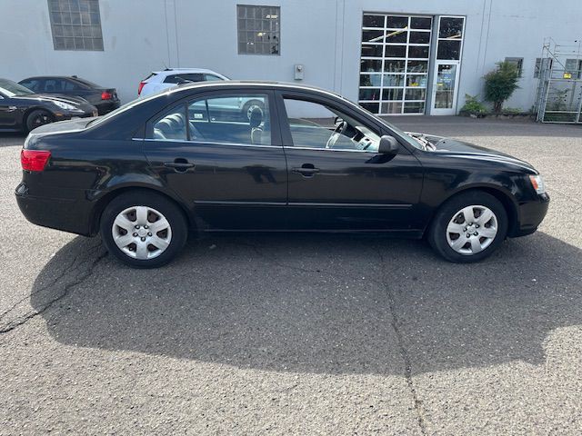 2009 Hyundai Sonata Image 4