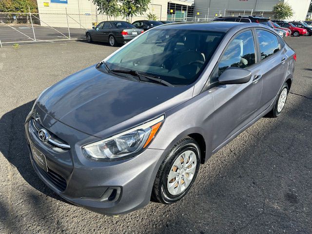 2016 Hyundai Accent Image 1