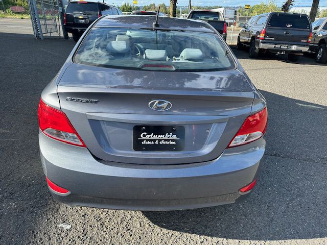 2016 Hyundai Accent Image 4