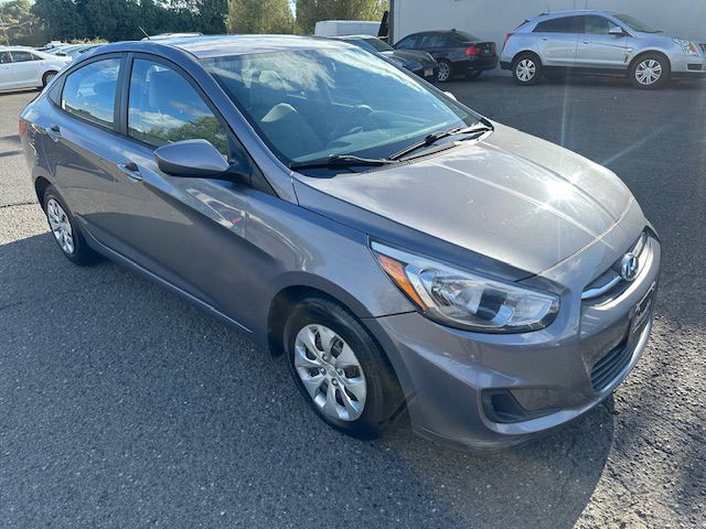 2016 Hyundai Accent Image 7