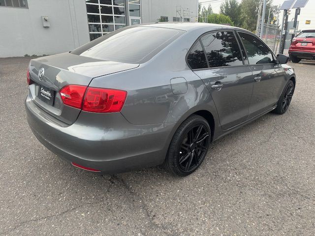 2013 Volkswagen Jetta Image 5