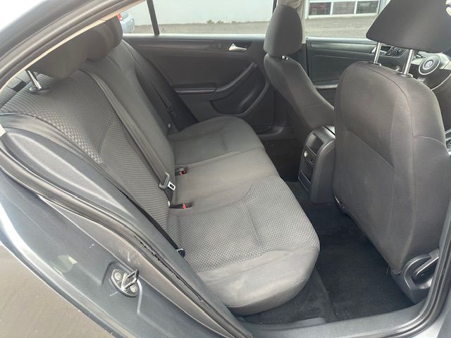 2013 Volkswagen Jetta Image 14