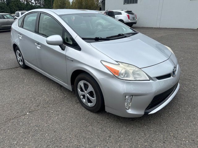 2013 Toyota Prius Image 7