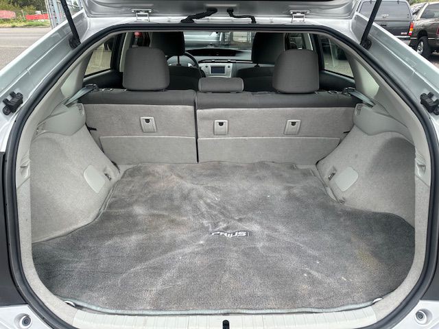 2013 Toyota Prius Image 13