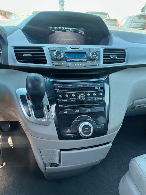 2011 Honda Odyssey Image 20