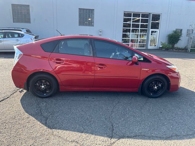 2013 Toyota Prius Image 6