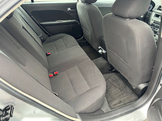 2011 Ford Fusion Image 14