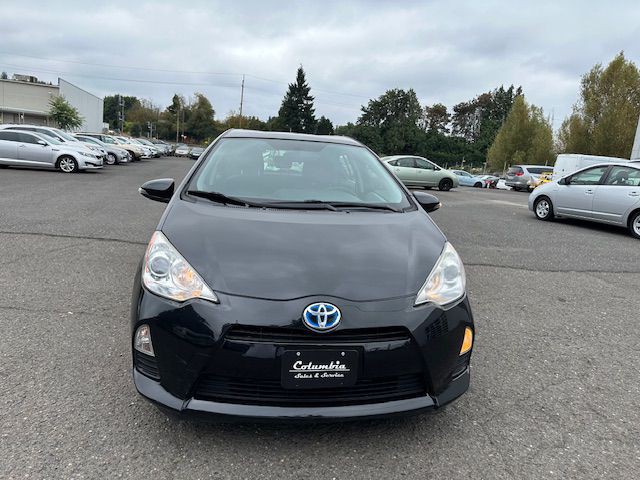 2014 Toyota Prius Image 8