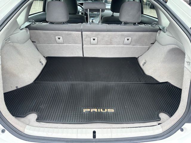 2011 Toyota Prius Image 15