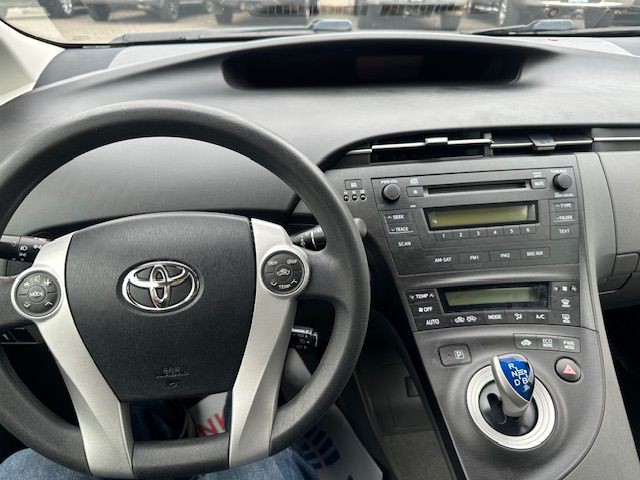 2011 Toyota Prius Image 19