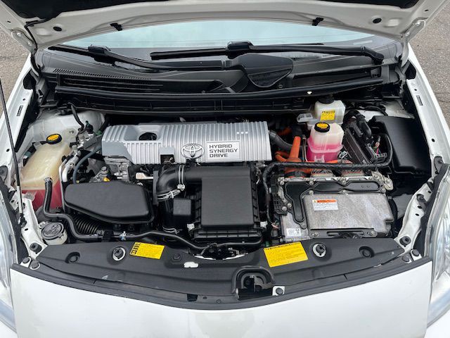 2011 Toyota Prius Image 22