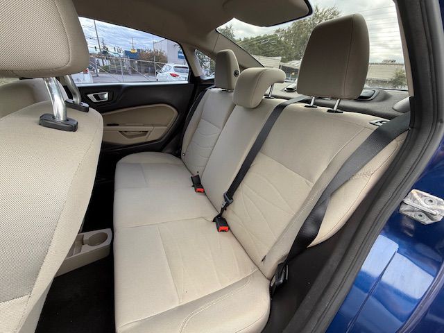 2016 Ford Fiesta Image 17