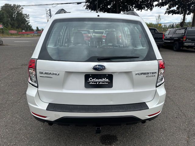 2011 Subaru Forester Image 4