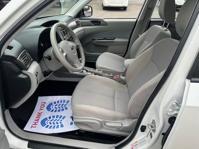 2011 Subaru Forester Image 9