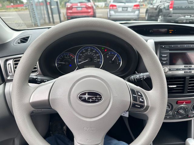 2011 Subaru Forester Image 16