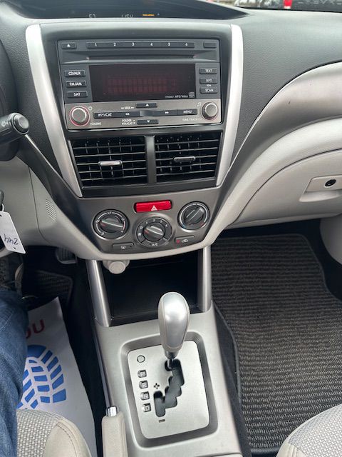 2011 Subaru Forester Image 17