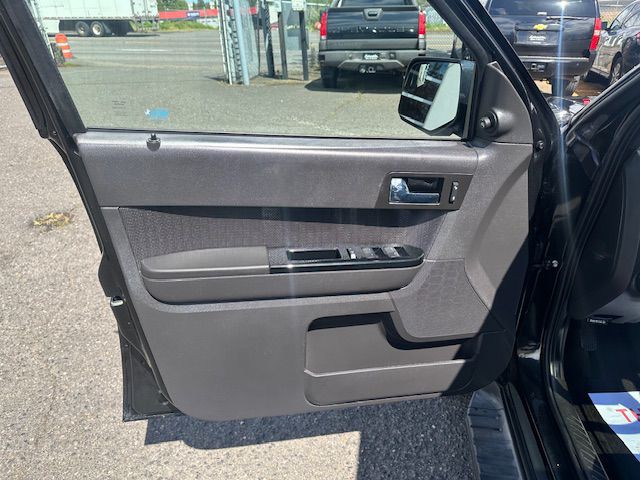 2011 Ford Escape Image 10