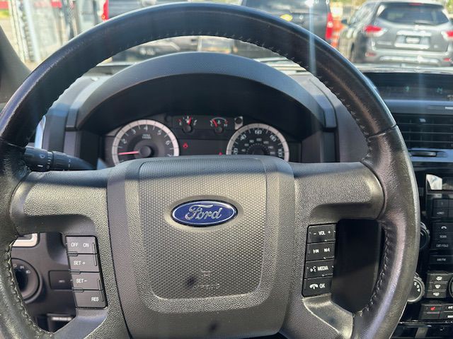 2011 Ford Escape Image 18