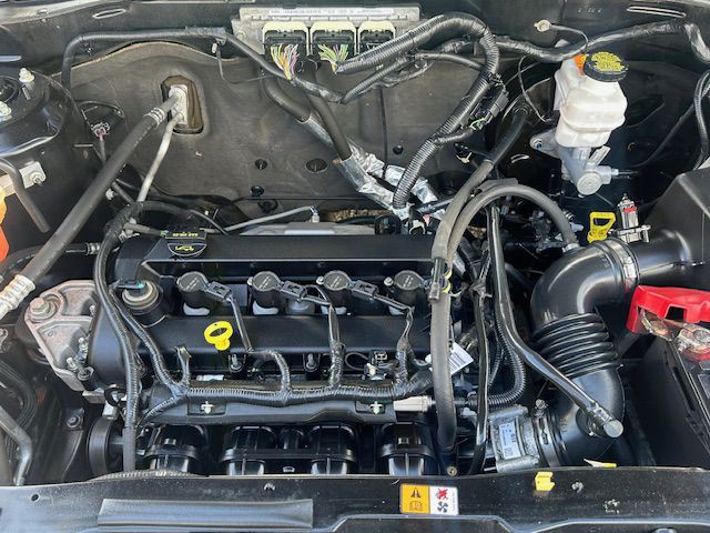 2011 Ford Escape Image 23